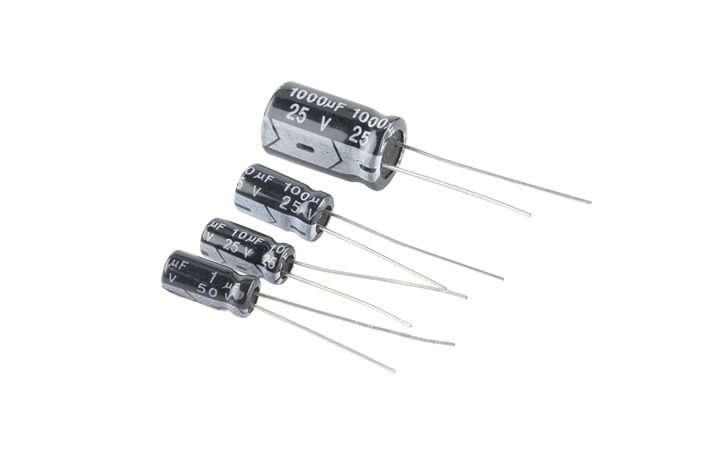 Elektrolitski 22uF/50V